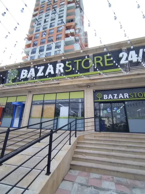 Satılır mənzil 2100 m²