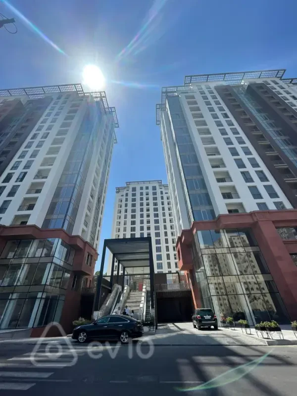 Satılır 5 otaqlı yeni tikili 290 m²