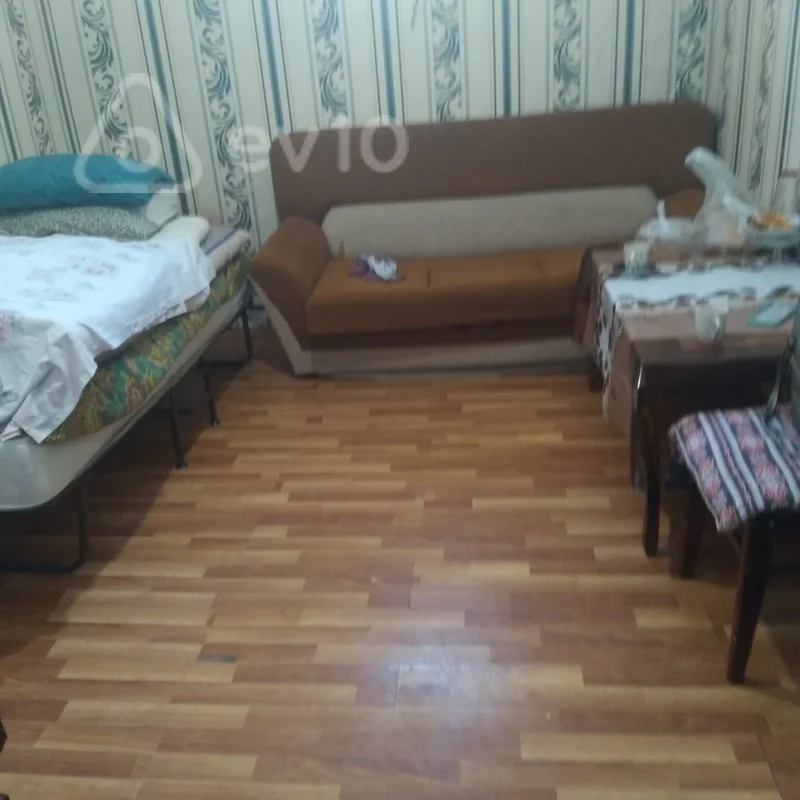 Kirayə verilir 1 otaqlı köhnə tikili 20 m²