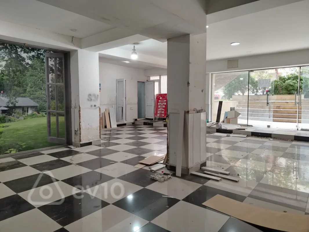 Satılır mənzil 150 m²