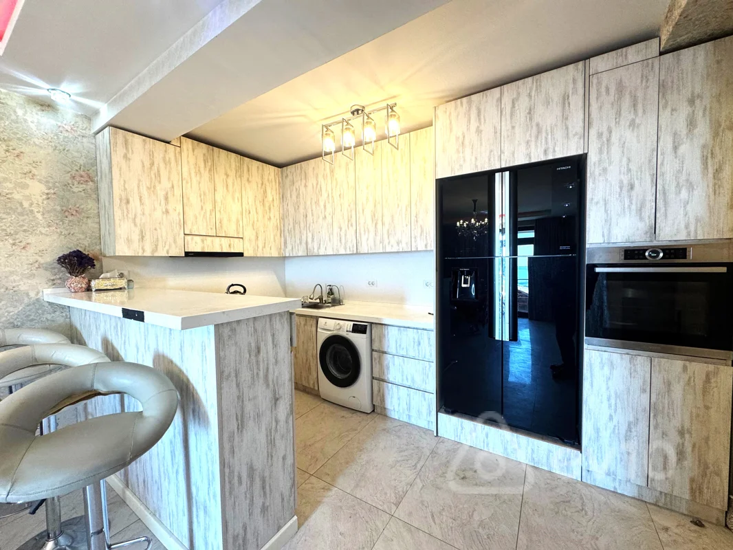 Kirayə verilir 3 otaqlı yeni tikili 100 m²