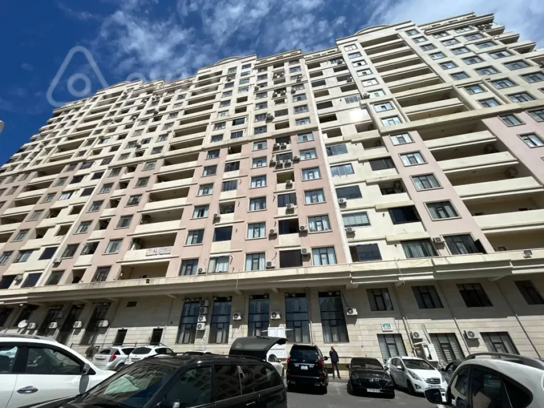 Satılır 3 otaqlı yeni tikili 117 m²