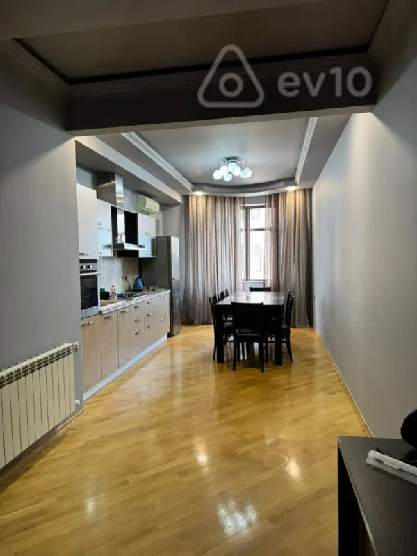 Kirayə verilir 3 otaqlı yeni tikili 110 m²