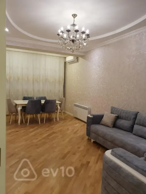 Kirayə verilir 3 otaqlı yeni tikili 120 m²