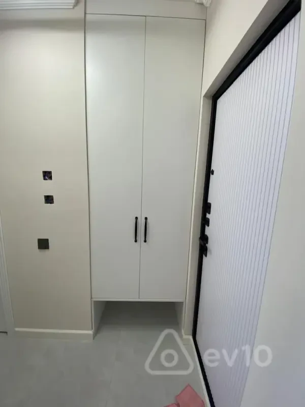 Satılır 2 otaqlı köhnə tikili 52 m²