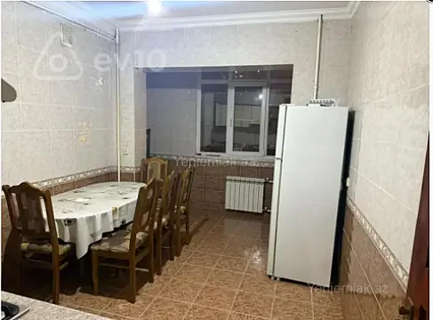 Kirayə verilir 2 otaqlı köhnə tikili 70 m² — Bakı, Nərimanov 2 otaq 70.00 m²