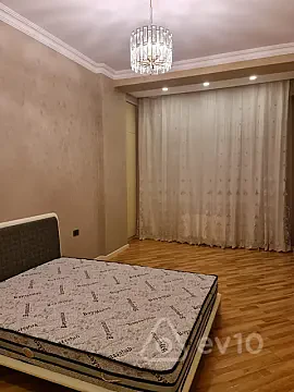 Kirayə verilir 3 otaqlı yeni tikili 120 m² — Bakı, Yasamal 3 otaq 120.00 m²