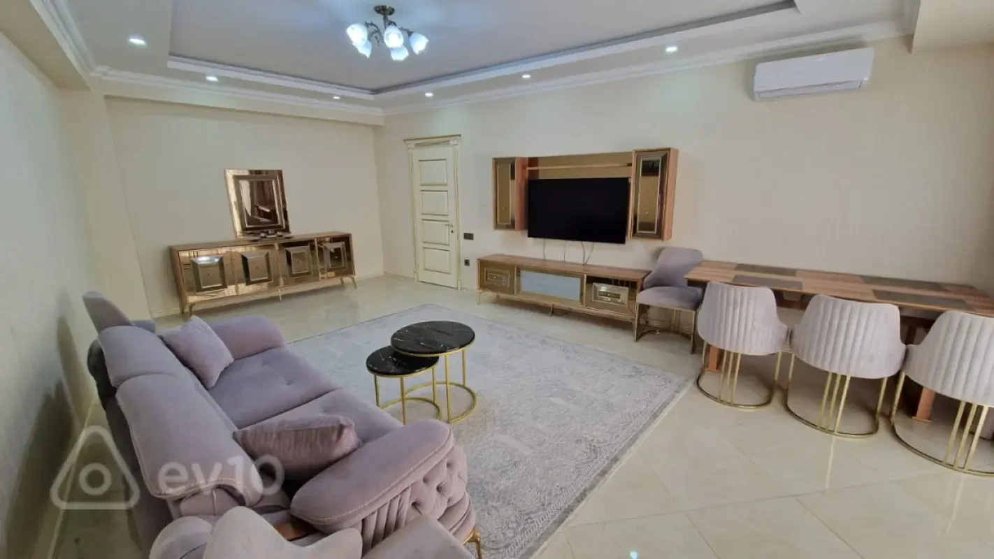 Kirayə verilir 3 otaqlı yeni tikili 117 m²