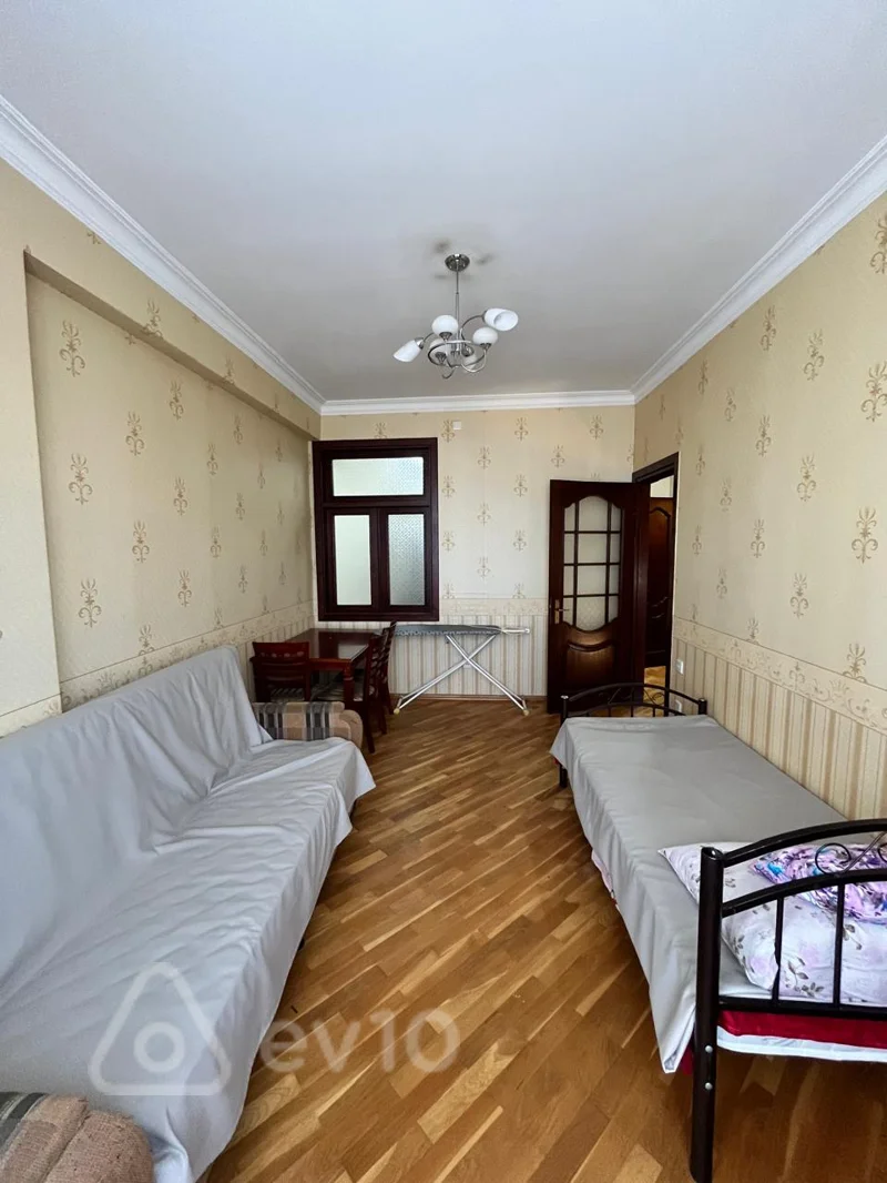 Kirayə verilir 2 otaqlı yeni tikili 80 m²