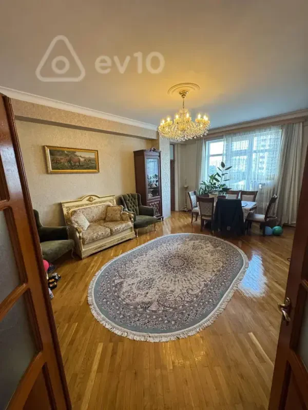 Satılır 3 otaqlı yeni tikili 95 m²