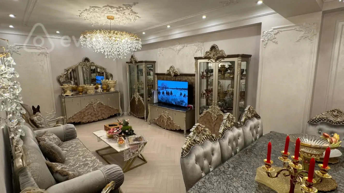 Satılır 2 otaqlı yeni tikili 81 m²