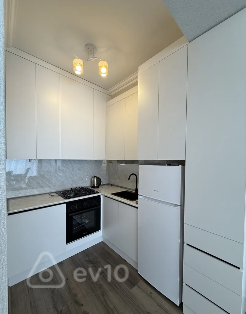 Kirayə verilir 2 otaqlı yeni tikili 60 m²