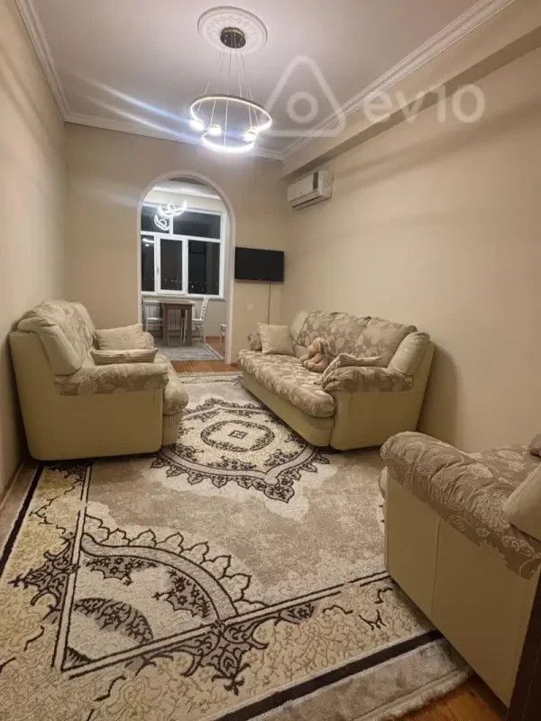 Satılır 2 otaqlı yeni tikili 60 m²