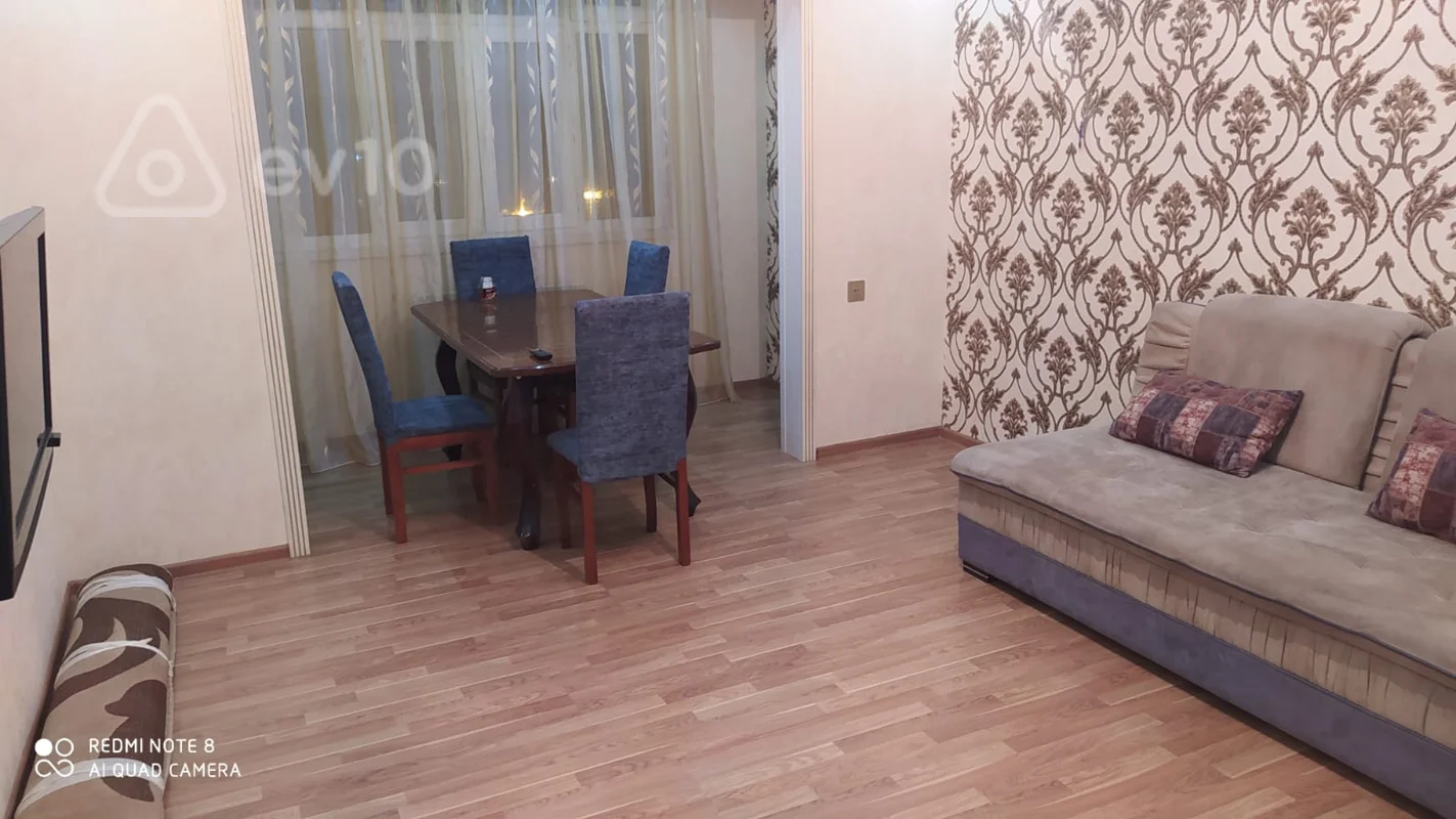 Kirayə verilir 2 otaqlı yeni tikili 55 m²