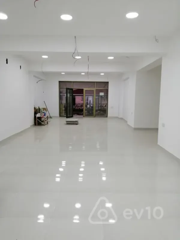 Kirayə verilir mənzil 100 m²