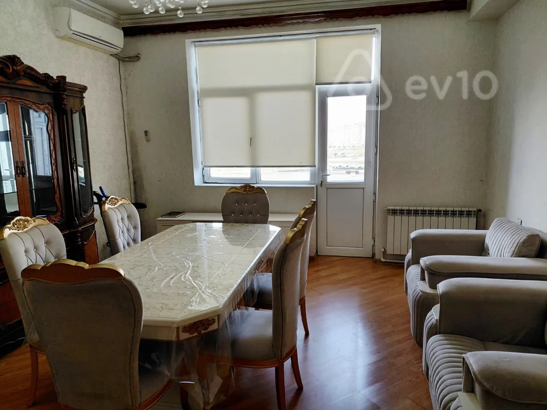 Kirayə verilir 2 otaqlı yeni tikili 80 m²