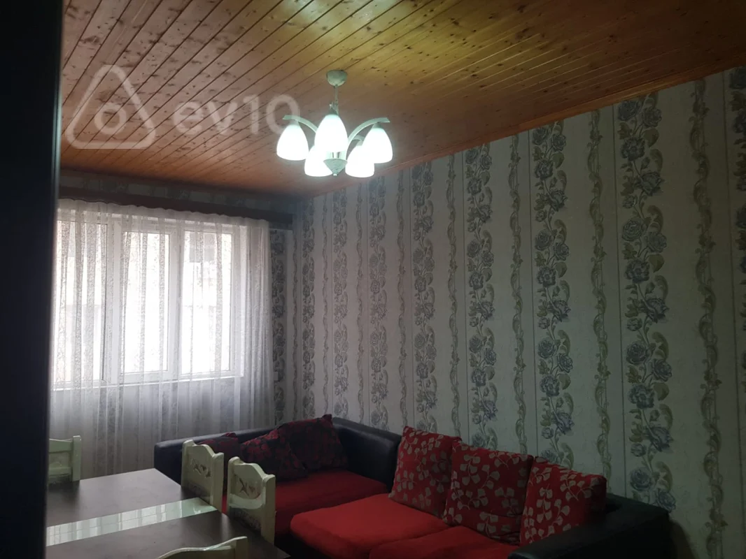 Kirayə verilir 2 otaqlı yeni tikili 70 m²