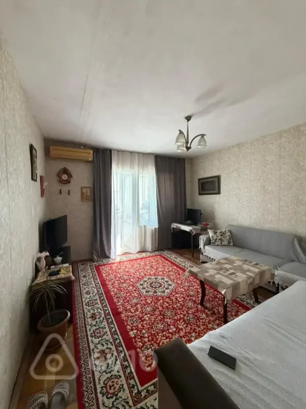 Satılır 2 otaqlı köhnə tikili 57 m²