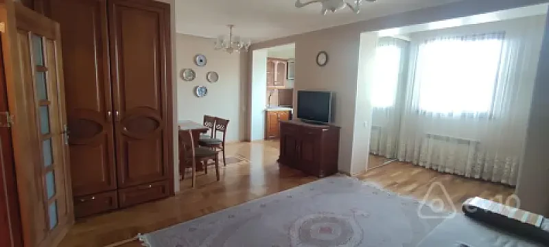 Kirayə verilir 2 otaqlı köhnə tikili 70 m² — Bakı, Nəsimi 2 otaq 70.00 m²
