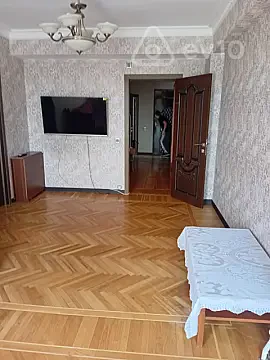 Kirayə verilir 3 otaqlı köhnə tikili 70 m² — Bakı, Səbail 3 otaq 70.00 m²