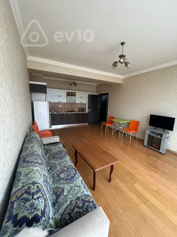 Kirayə verilir 2 otaqlı yeni tikili 60 m²