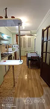 Kirayə verilir 3 otaqlı köhnə tikili 85 m² — Bakı, Nəsimi 3 otaq 85.00 m²