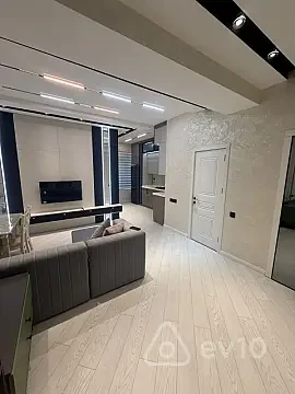 Satılır 1 otaqlı köhnə tikili 52 m² — Bakı, Nizami 1 otaq 52.00 m²