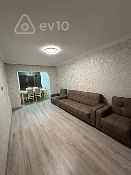 Kirayə verilir 3 otaqlı köhnə tikili 75 m² — Bakı, Nizami 3 otaq 75.00 m²
