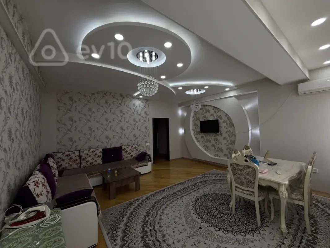 Kirayə verilir 3 otaqlı yeni tikili 102 m²