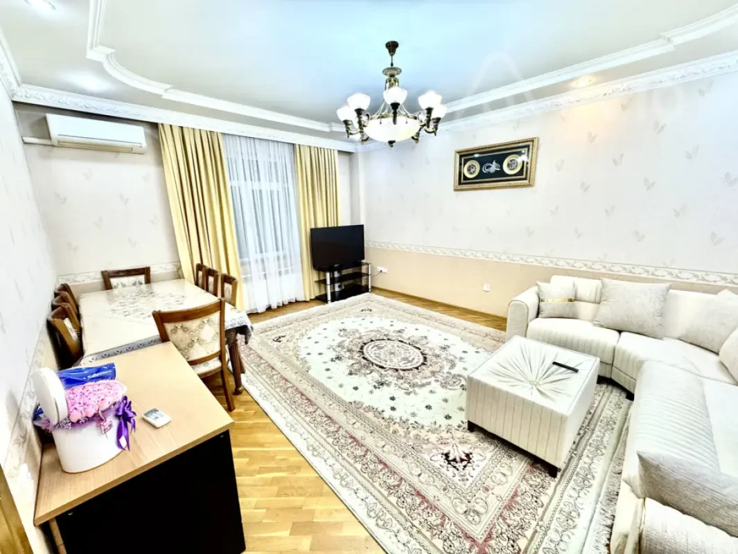 Kirayə verilir 2 otaqlı yeni tikili 100 m²