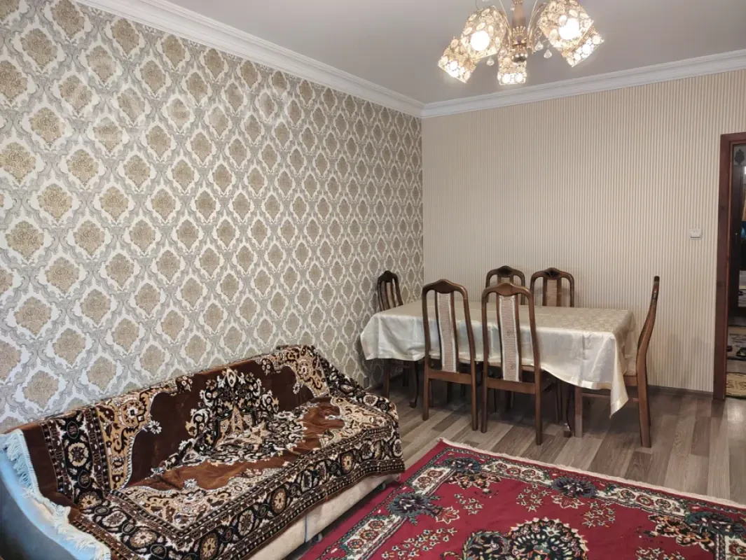 Kirayə verilir 2 otaqlı yeni tikili 70 m²