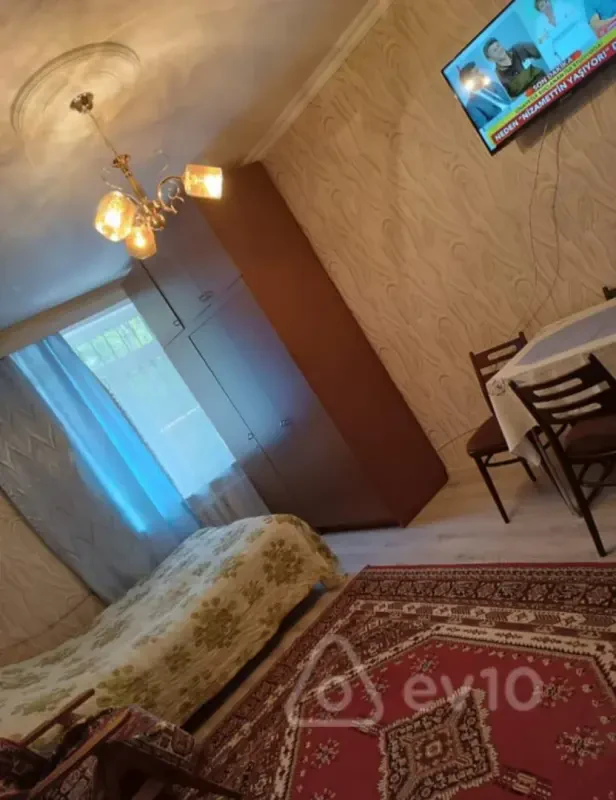 Kirayə verilir 1 otaqlı köhnə tikili 30 m²