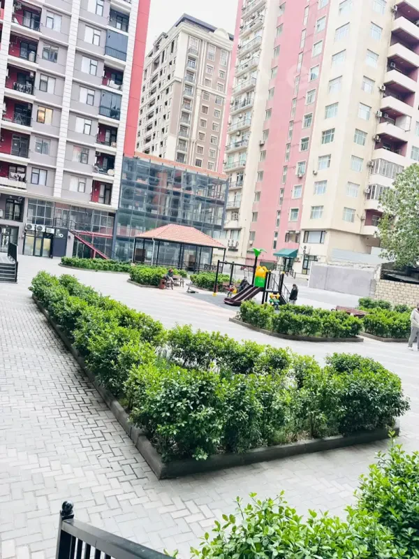 Kirayə verilir 2 otaqlı yeni tikili 60 m²