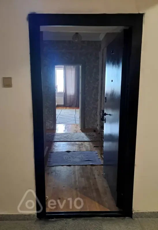 Satılır 3 otaqlı yeni tikili 100 m²