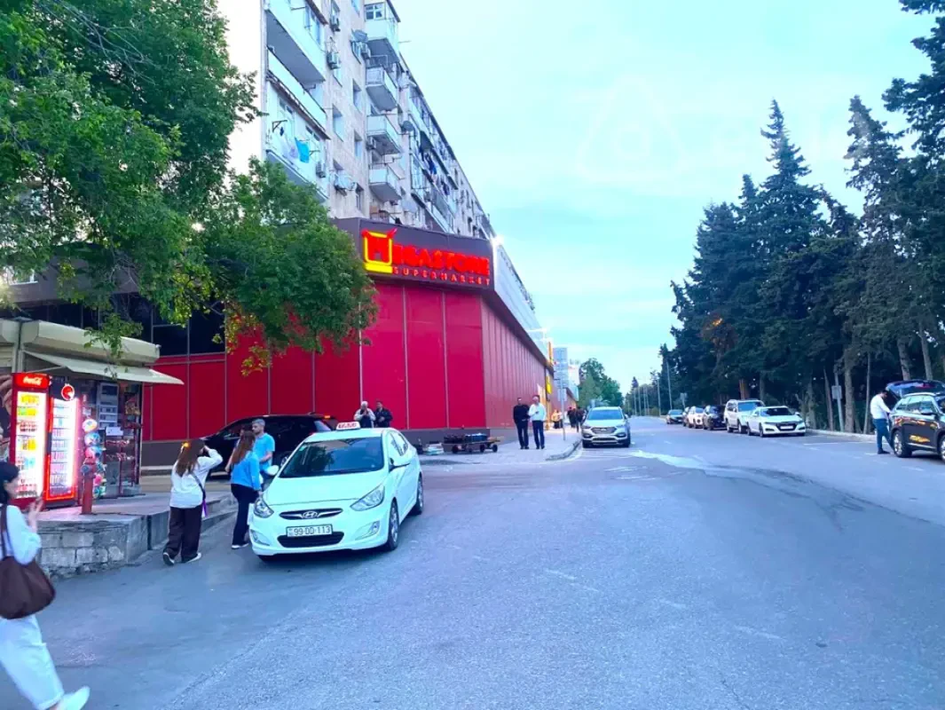 Satılır 2 otaqlı köhnə tikili 50 m²