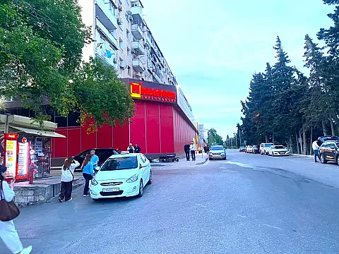Satılır 2 otaqlı köhnə tikili 50 m² — Bakı, Nizami 2 otaq 50.00 m²