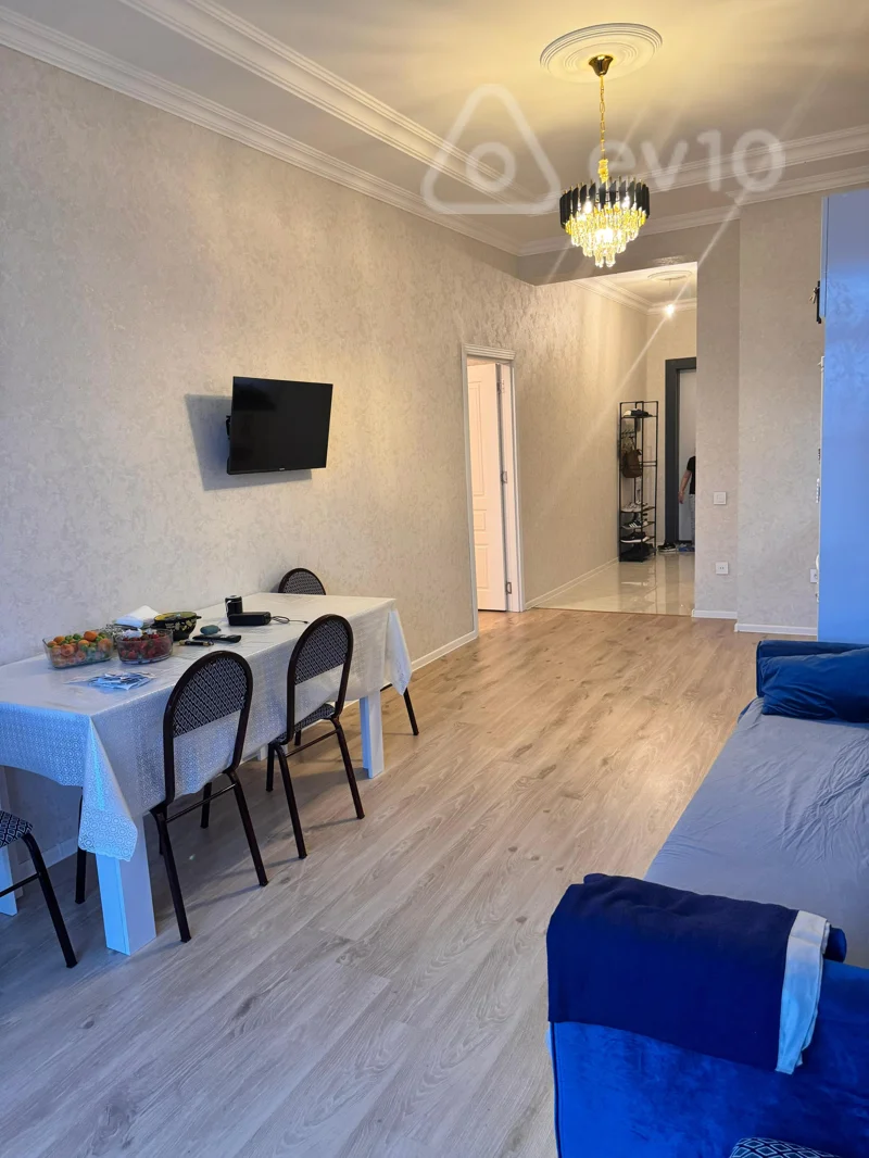 Kirayə verilir 2 otaqlı yeni tikili 61 m²