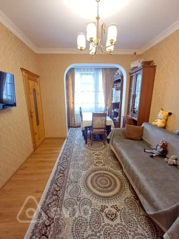 Satılır 3 otaqlı köhnə tikili 70 m²