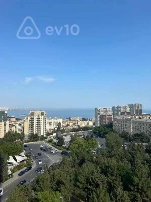 Kirayə verilir 3 otaqlı yeni tikili 110 m²
