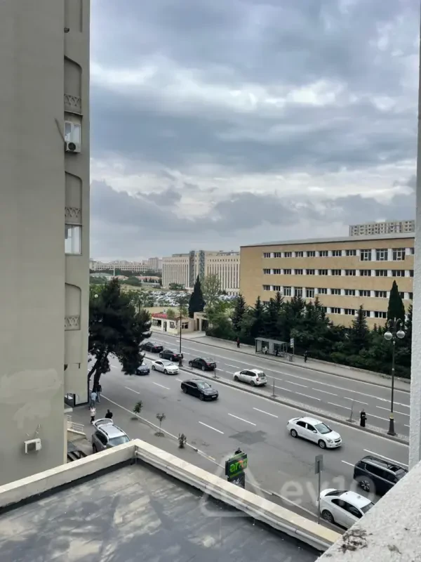 Satılır 2 otaqlı yeni tikili 105 m²