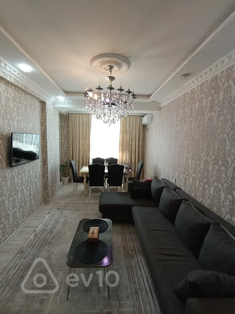 Kirayə verilir 2 otaqlı yeni tikili 75 m²