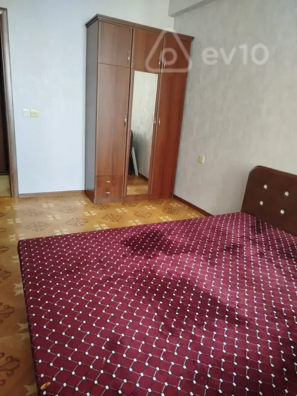 Kirayə verilir 2 otaqlı yeni tikili 50 m²