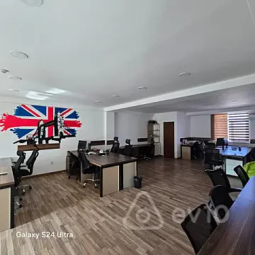 Kirayə verilir 17 otaqlı ofis 1400 m² — Bakı, Nərimanov 17 otaq 1400.00 m²