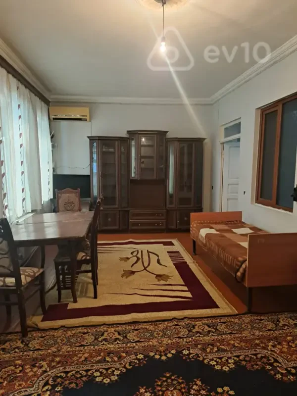 Kirayə verilir 4 otaqlı həyət evi 120 m²