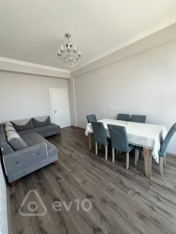 Kirayə verilir 3 otaqlı yeni tikili 78 m²