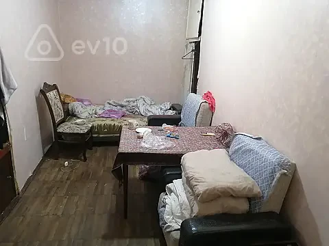 Kirayə verilir 1 otaqlı köhnə tikili 40 m² — Bakı, Səbail 1 otaq 40.00 m²