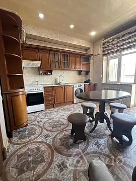 Kirayə verilir 3 otaqlı yeni tikili 120 m² — Bakı, Binəqədi 3 otaq 120.00 m²