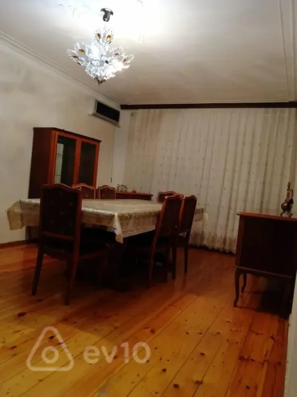 Kirayə verilir 3 otaqlı yeni tikili 100 m²