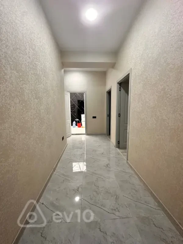 Satılır 3 otaqlı yeni tikili 105 m²
