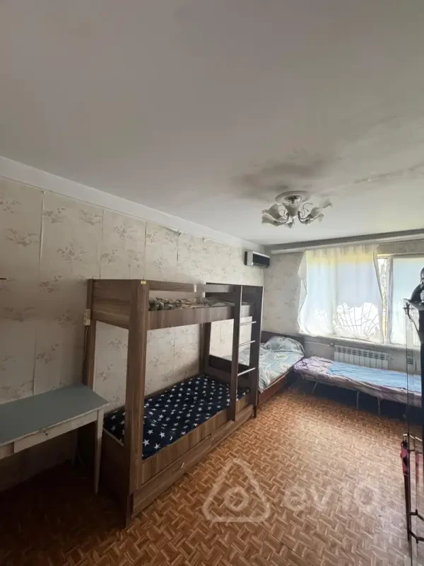Kirayə verilir 1 otaqlı köhnə tikili 30 m²